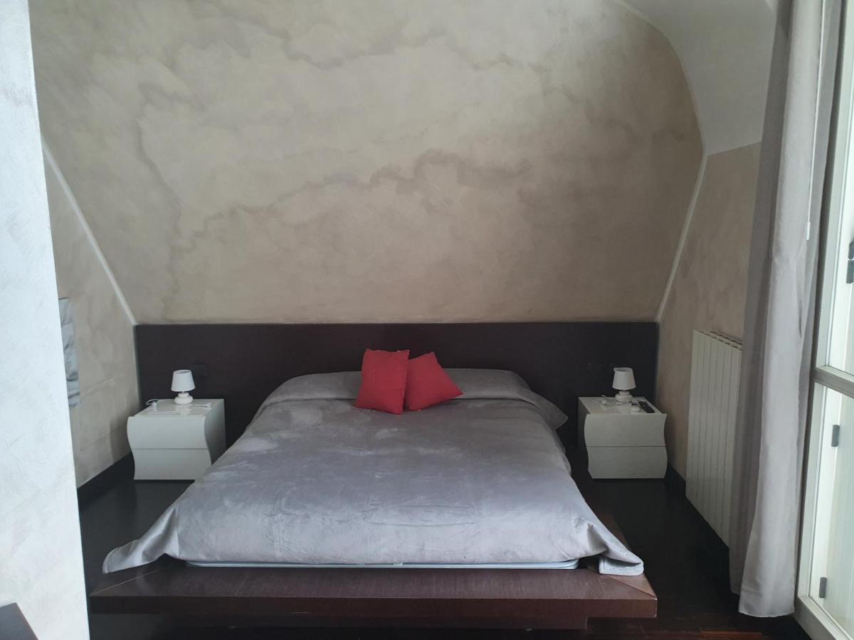 Appartement Milano Malpensa Grandi Mansarda Attico à Gallarate Extérieur photo