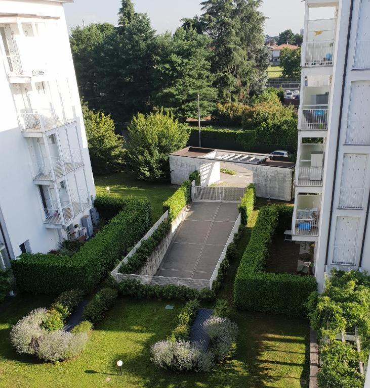 Appartement Milano Malpensa Grandi Mansarda Attico à Gallarate Extérieur photo